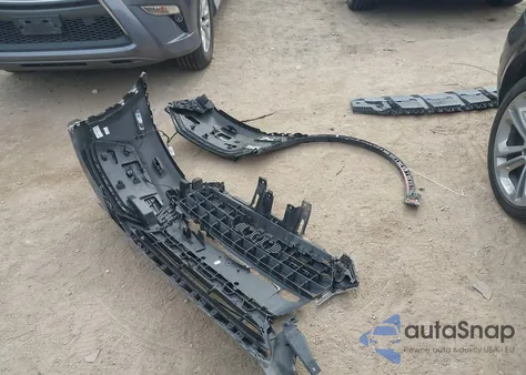 2018 Audi Q3 2.0T Premium/2.0T Sport Premium z USA, uszkodzony, nr VIN WA1JCCFS2JR006024